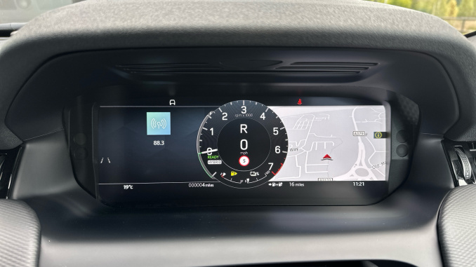 Land Rover Discovery Sport 1.5 P270e Landmark 5dr Auto [5 Seat] Station Wagon - Image 25